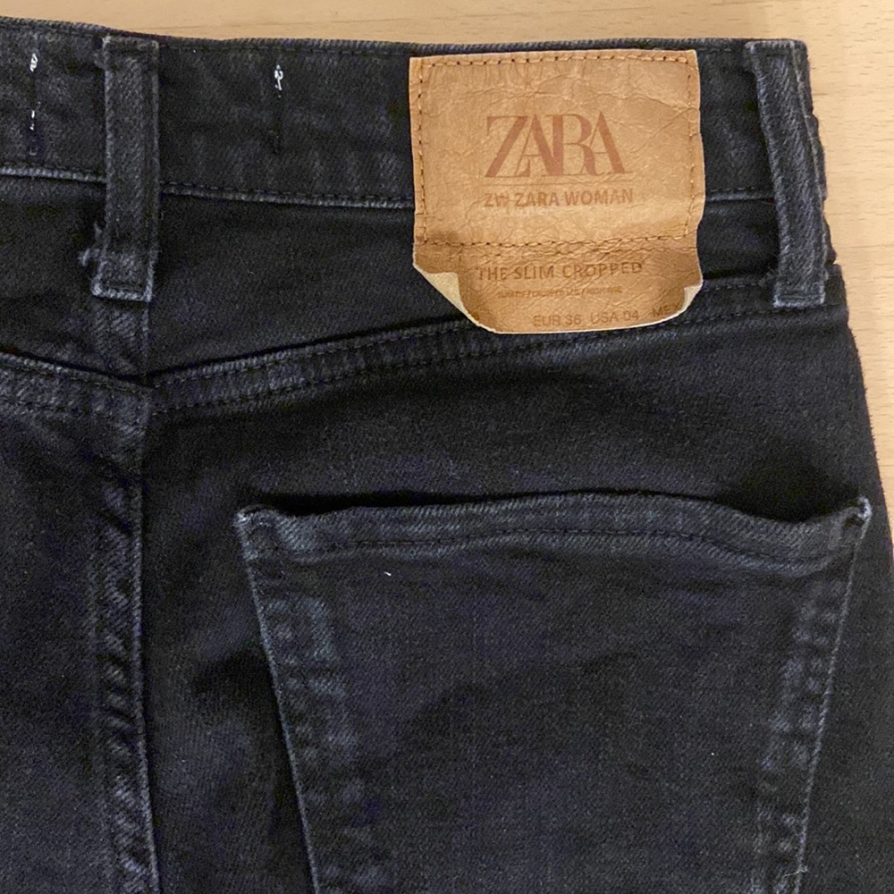Zara Slim Cropped Black Jean - Picture 7 of 8